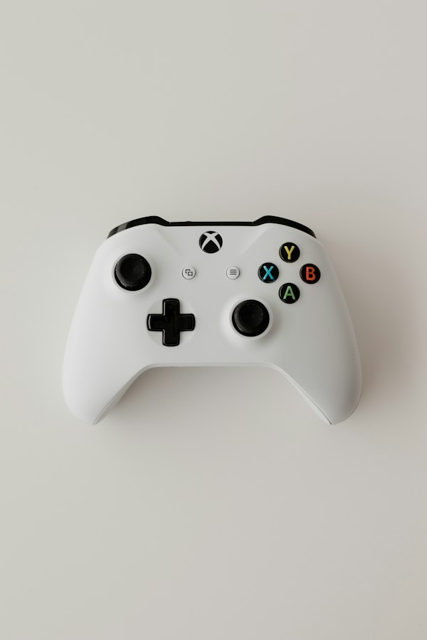 8BitDo Ultimate 2.4G Wireless Controller with Charging Dock & Hall Effect Joysticks (PC, Android, Steam)