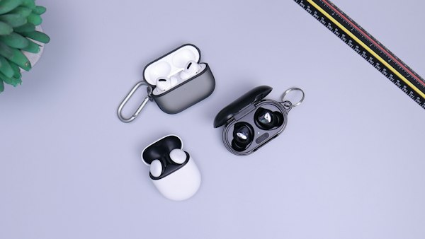 Moondrop Space Travel TWS Bluetooth 5.3 Earbuds with 35dB ANC, Transparency Mode & Low-Latency Gaming